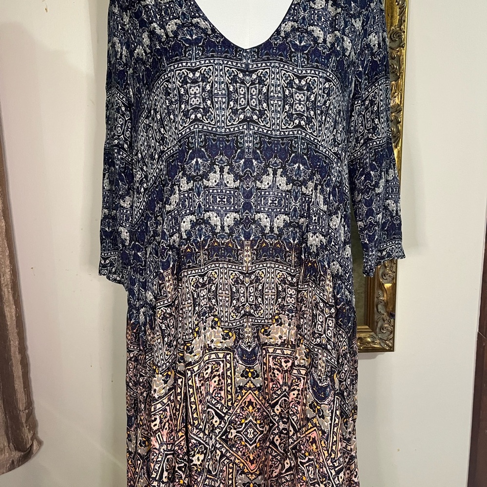 Ecote Dress Size Medium